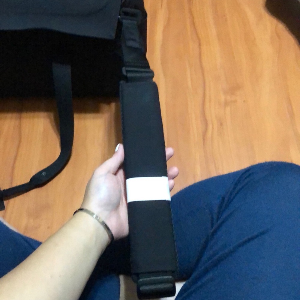 Lululemon Duffle Bag - Picture 5 of 7